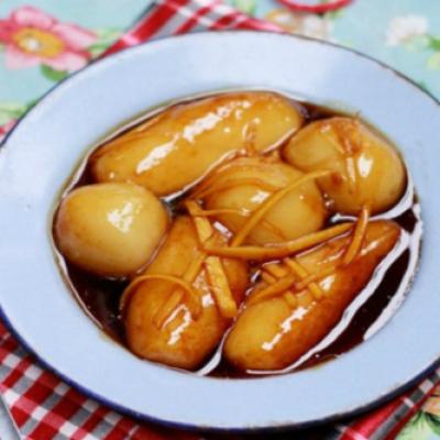 Bánh ngõa phủ đậu xanh và bánh trùng mật mía ở Vĩnh Phúc