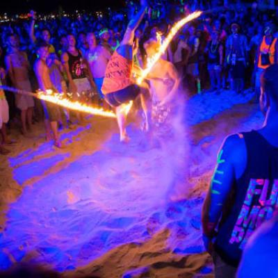 Bữa tiệc trải nghiệm cái chết, đùa với lửa ở Thái Lan